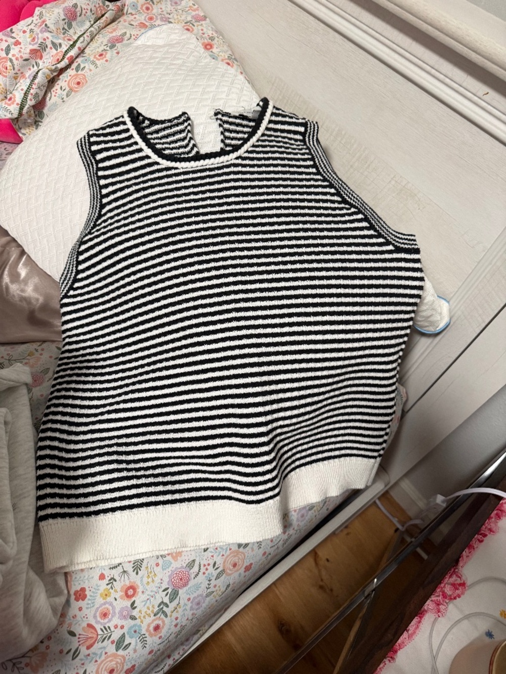 Sweater tank